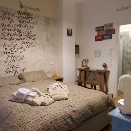 Bed Art Relaxing Suite - Appartamento Con Sauna Happiness Suite Gallery Сан-Бенедетто-дель-Тронто Экстерьер фото