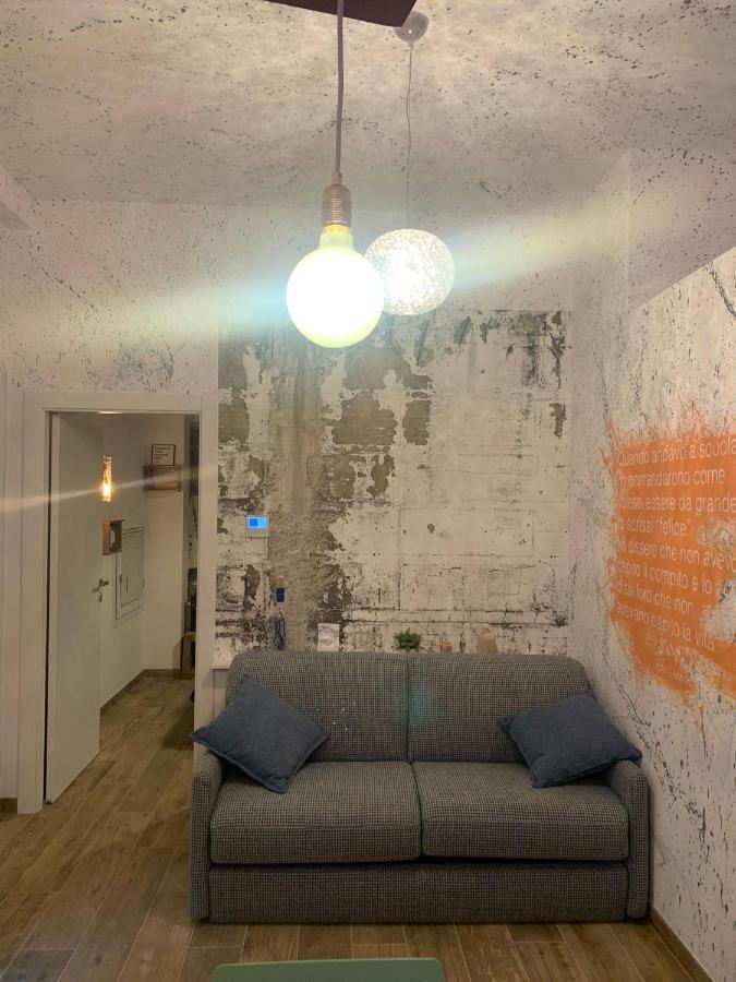 Bed Art Relaxing Suite - Appartamento Con Sauna Happiness Suite Gallery Сан-Бенедетто-дель-Тронто Экстерьер фото
